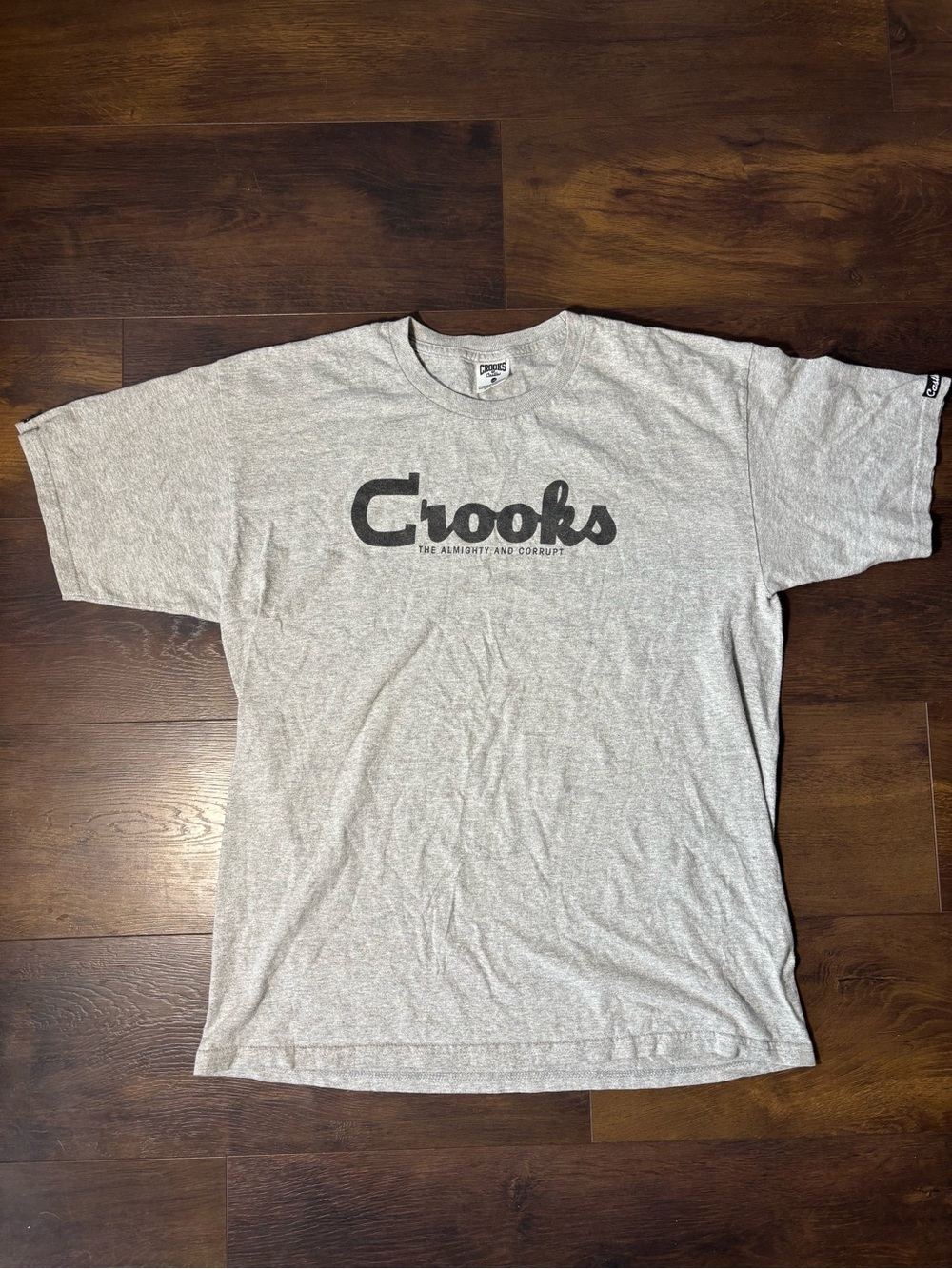 Crooks & Castles Spellout Tee Men's Large Gray Almighty Corrupt Streetwear